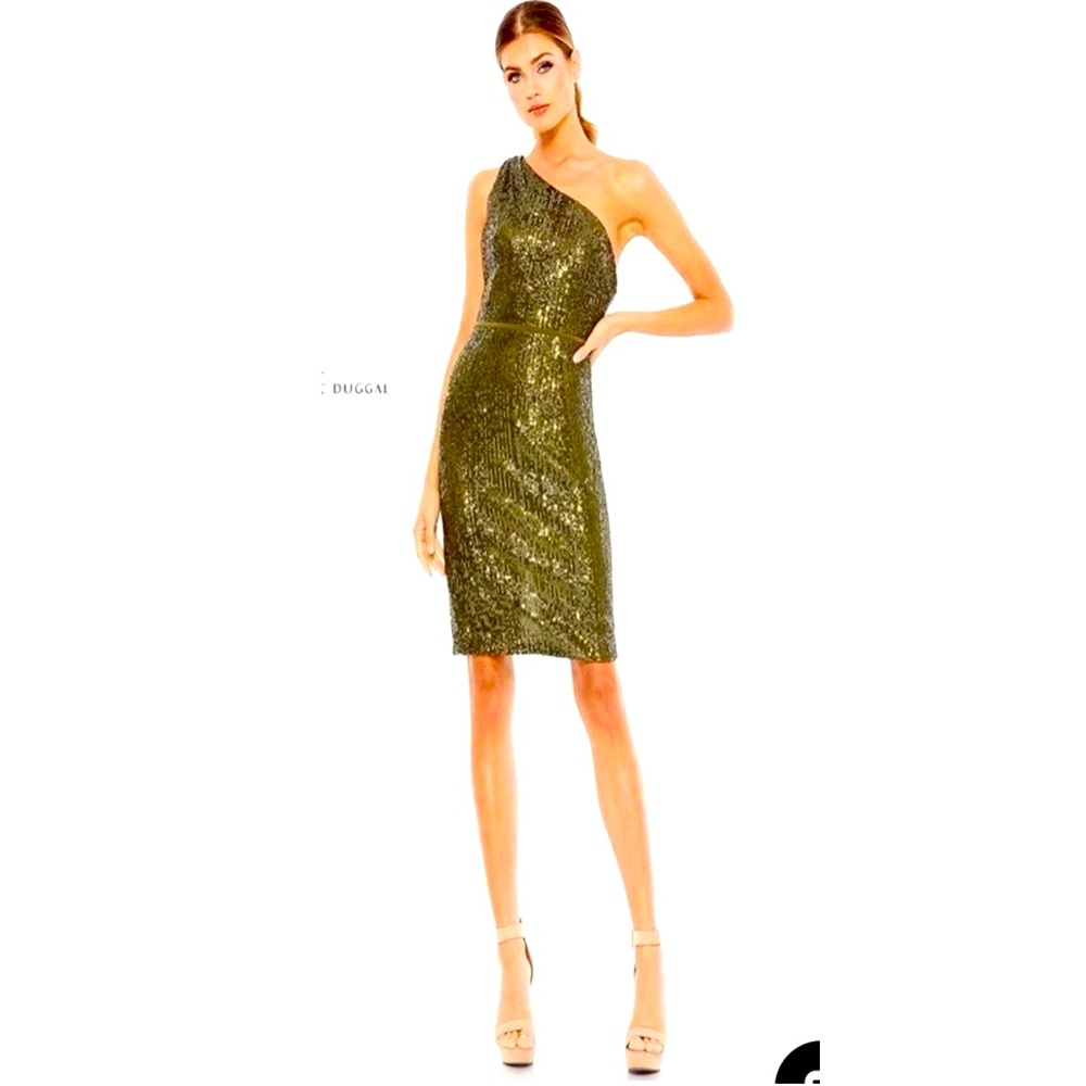 *New Ieena for Mac Duggal RARE Sequined One Shoulder Fitted Mini Green C